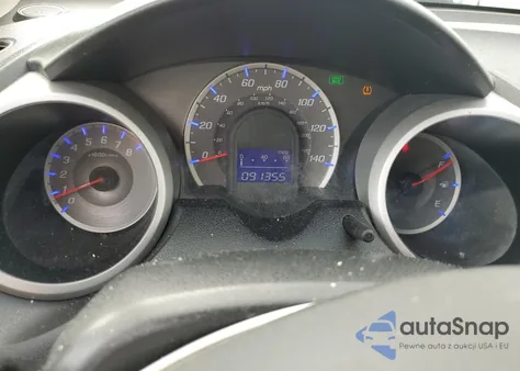 2013 Honda Fit z USA, uszkodzony, nr VIN JHMGE8H36DC045573